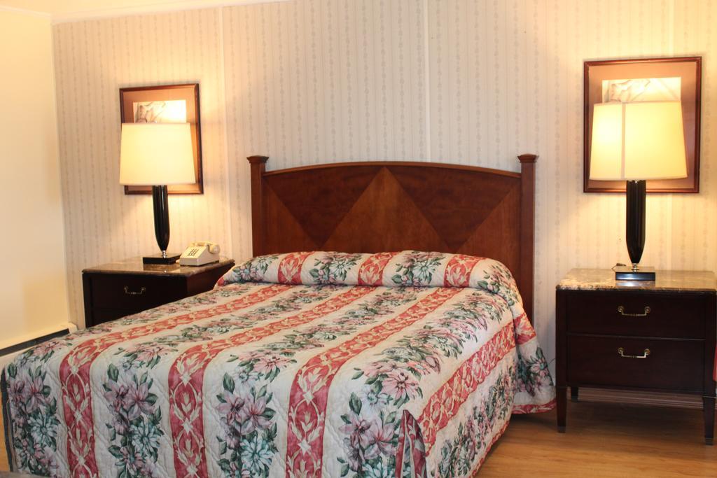 Royale Coach Motor Lodge Hampton Dış mekan fotoğraf