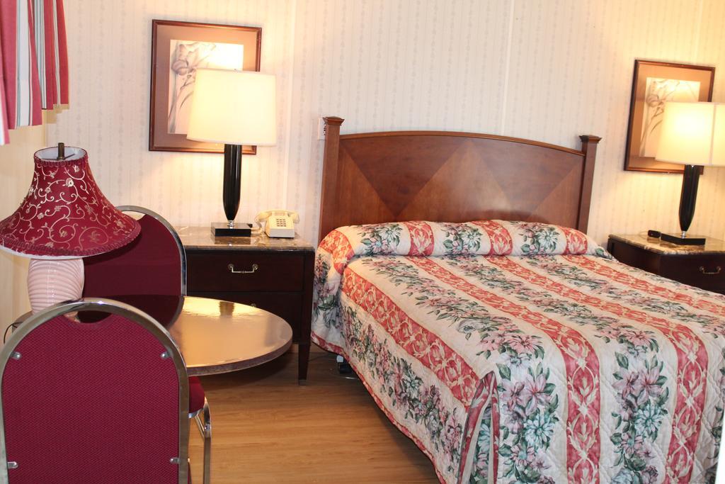 Royale Coach Motor Lodge Hampton Dış mekan fotoğraf